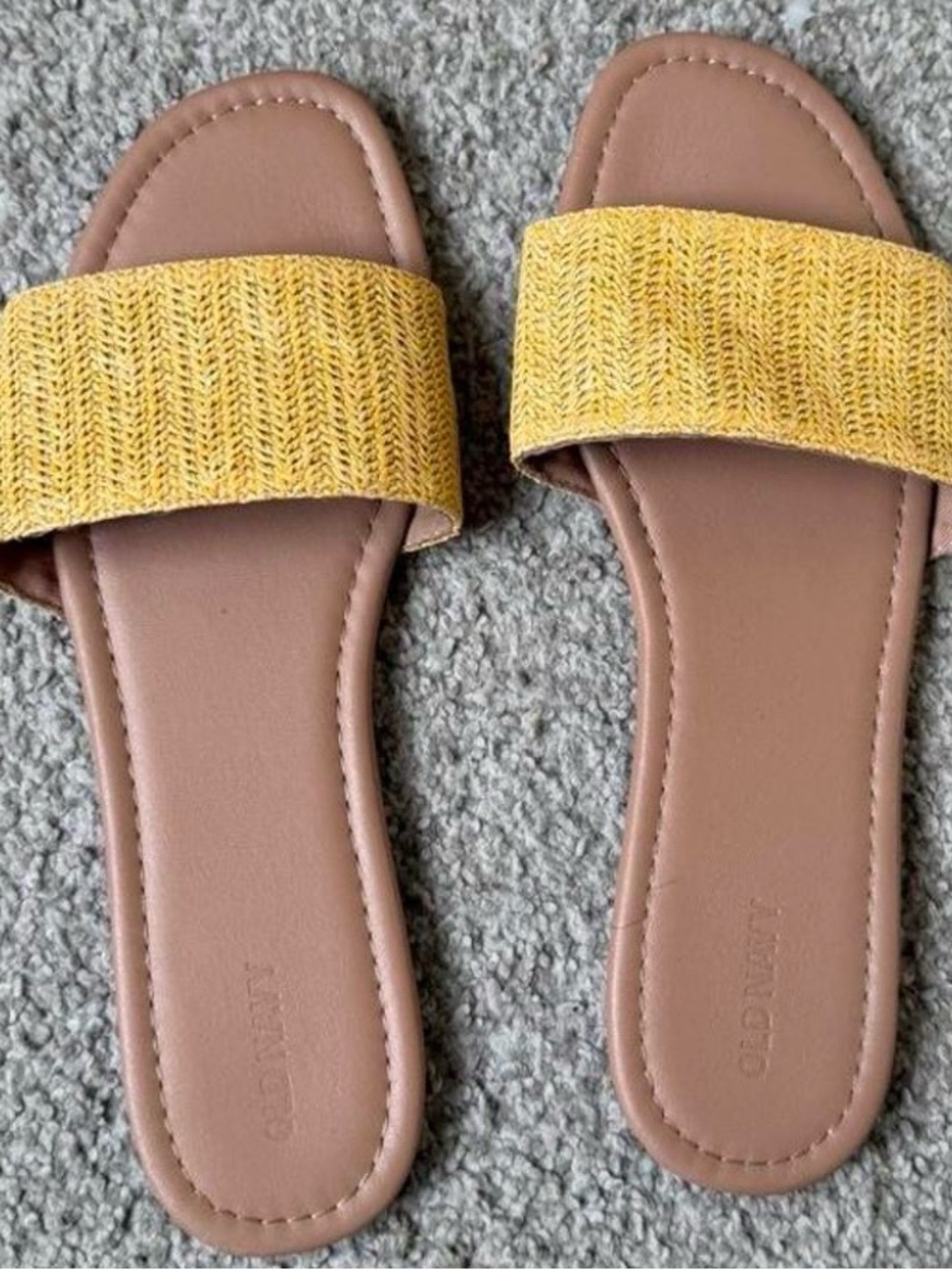 Old Navy Yellow Knit-strap Slide Sandals with Tan Footbed